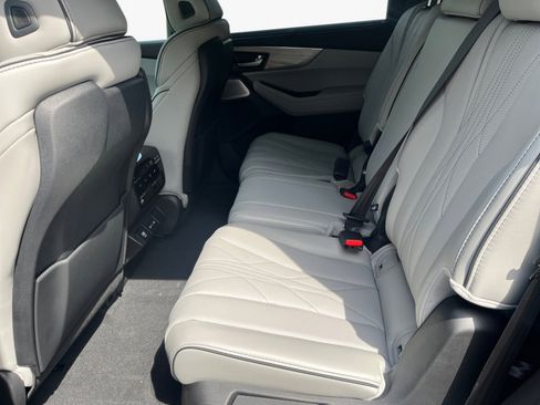 New 2026 Acura MDX w/ Advance Package AWD/4WD image 13