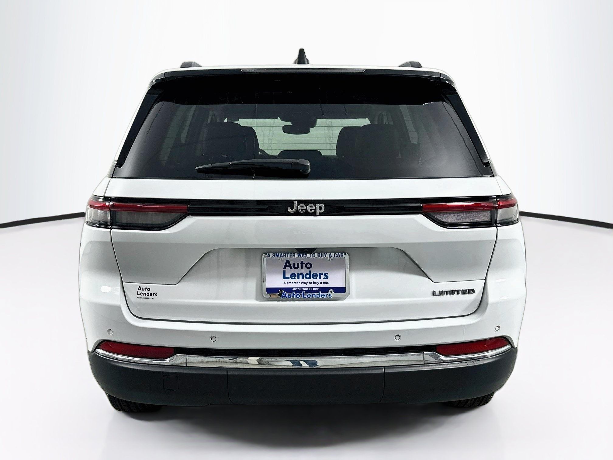 Used 2023 Jeep Grand Cherokee Limited RWD image 6