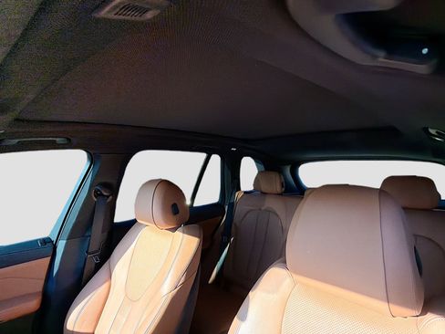 Used 2019 BMW X5 xDrive40i image 28