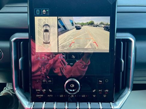 New 2026 GMC Acadia Elevation image 17