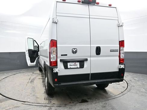 Used 2023 RAM ProMaster 2500 image 38