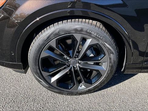 New 2026 Audi Q7 3.0T Premium Plus image 13