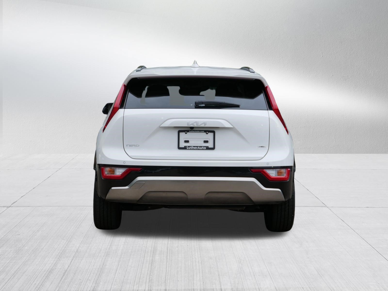 Certified 2025 Kia Niro EX Touring FWD image 6