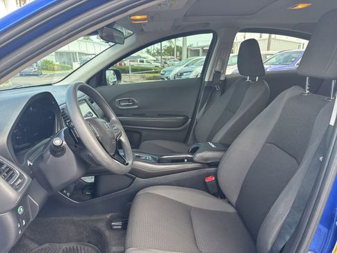Used 2022 Honda HR-V EX image 10