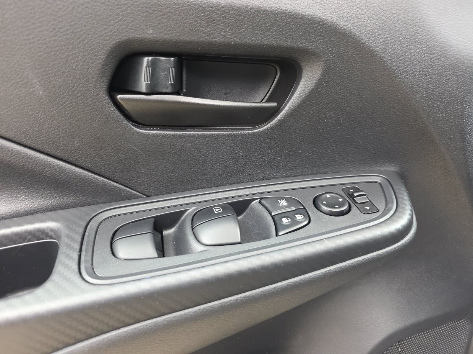 Used 2025 Nissan Versa S w/ Trunk Package FWD image 24