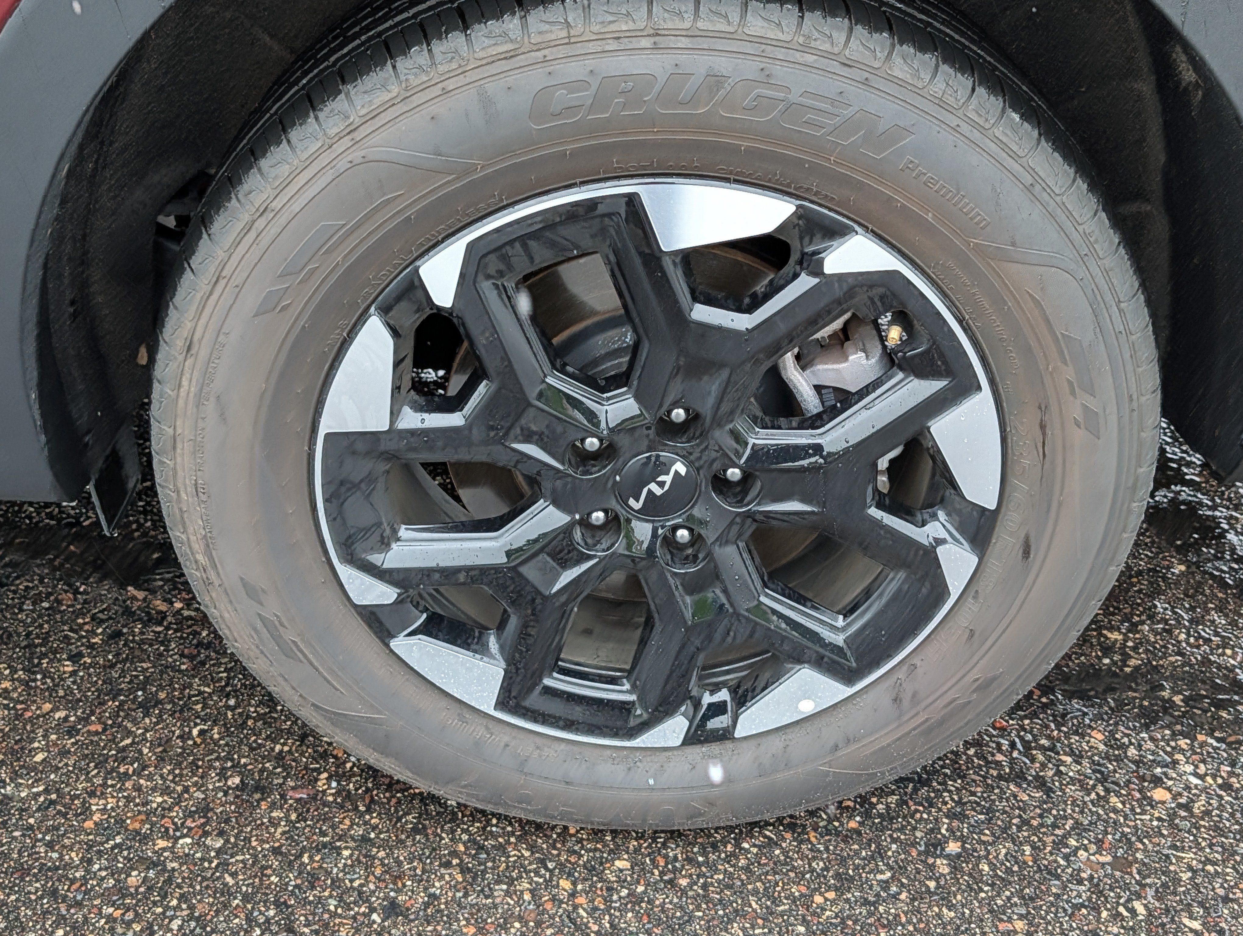 Certified 2025 Kia Sorento S AWD/4WD image 5