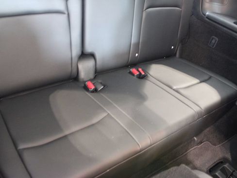 Used 2025 Nissan Pathfinder Platinum AWD/4WD image 26