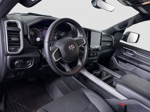 Used 2022 RAM 1500 Big Horn AWD/4WD image 3