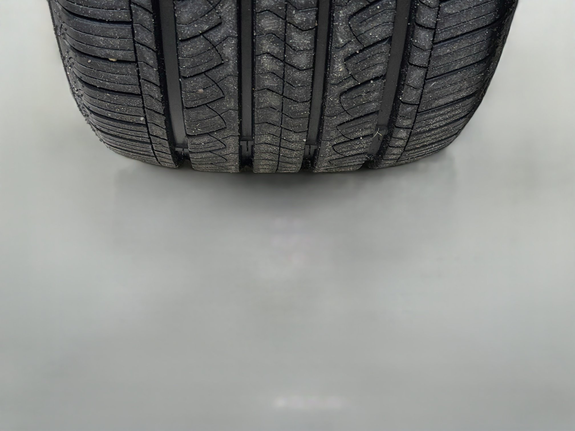 Used 2023 Dodge Challenger SXT w/ Plus Package RWD image 40