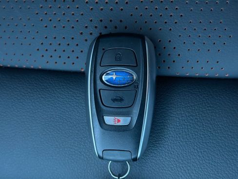 Certified 2025 Subaru Crosstrek 2.5i Limited image 35