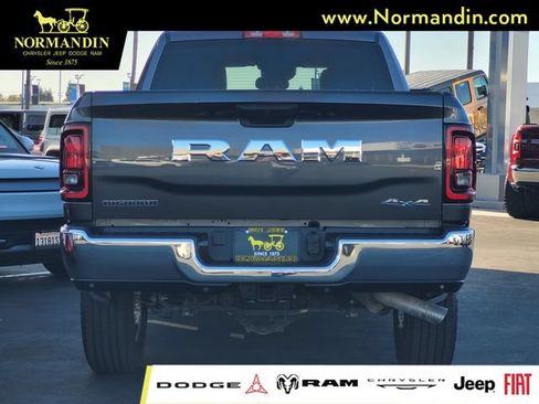 Used 2025 RAM 2500 Big Horn AWD/4WD image 5
