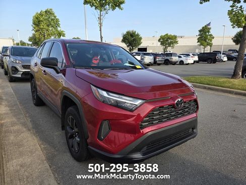 Used 2024 Toyota RAV4 LE FWD image 3