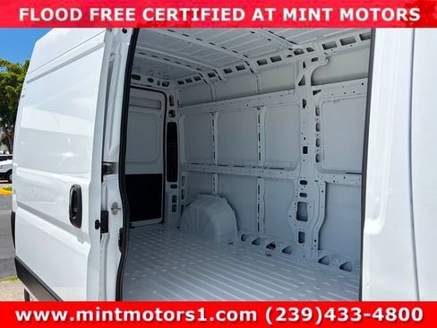 Used 2024 RAM ProMaster 2500 w/ Power Group FWD image 38