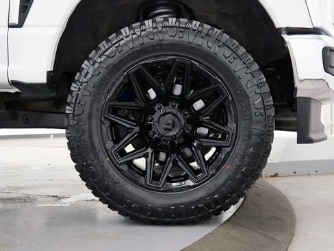 Used 2023 Ford F350 XLT AWD/4WD image 35