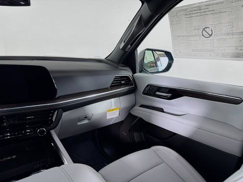 New 2026 Chevrolet Tahoe Premier AWD/4WD image 21