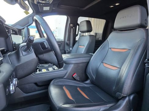 Used 2024 GMC Sierra 2500 AT4 w/ AT4 Premium Plus Package AWD/4WD image 13