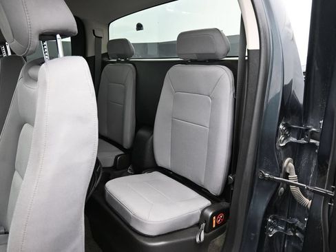 Used 2017 Chevrolet Colorado W/T w/ WT Convenience Package RWD image 22
