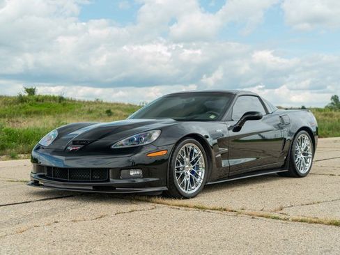 Used 2009 Chevrolet Corvette ZR1 w/ Preferred Equipment Group image 34