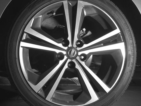 Used 2020 Nissan Sentra SR FWD image 33
