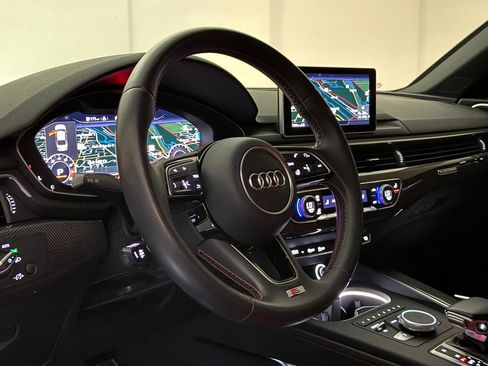 Used 2019 Audi S4 Premium Plus w/ Premium Plus Package AWD/4WD image 22