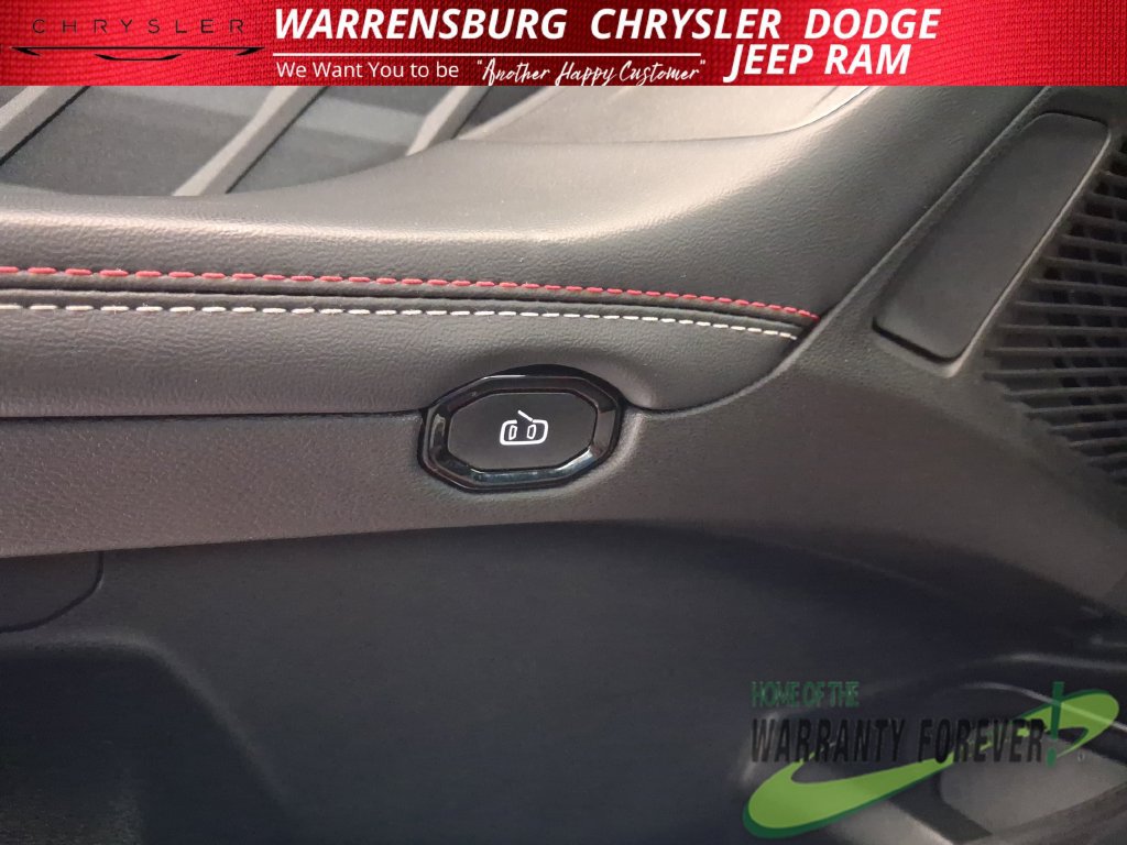 Used 2026 Dodge Charger Scat Pack AWD/4WD image 13