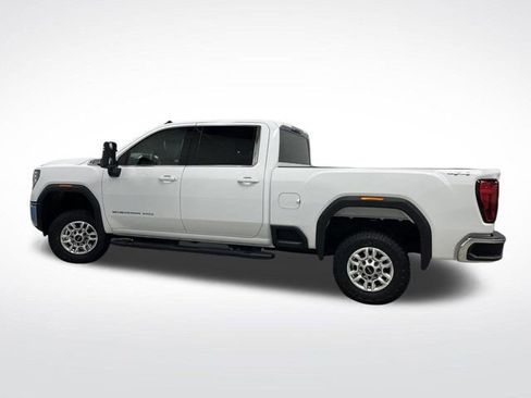 Used 2024 GMC Sierra 2500 SLE w/ SLE Convenience Package image 10