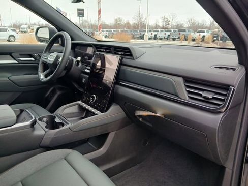 New 2026 GMC Terrain AT4 w/ Convenience Package III AWD/4WD image 25