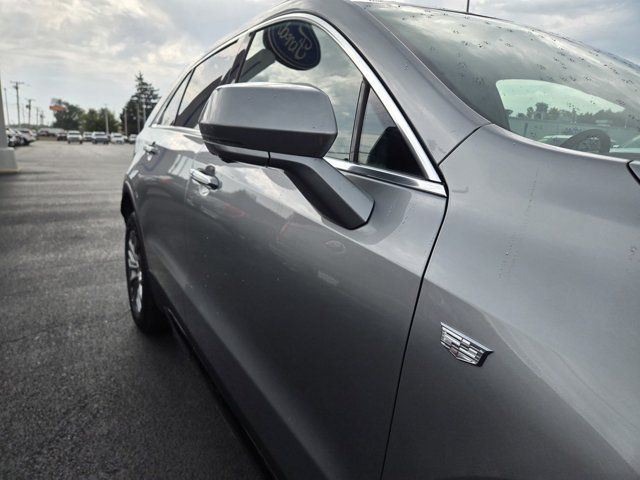 Used 2025 Cadillac XT4 Premium Luxury FWD image 39
