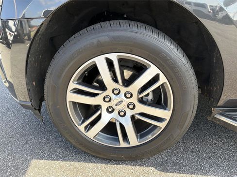 Used 2023 Ford Expedition Limited RWD image 10