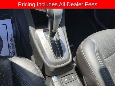 Used 2019 Chevrolet Sonic Premier FWD image 10