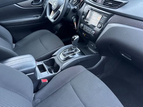 Certified 2022 Nissan Rogue Sport S image 20