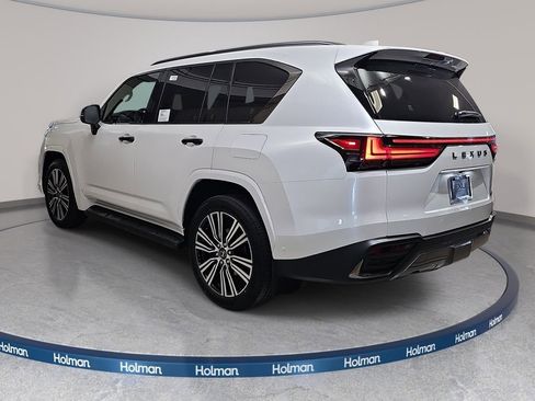 New 2026 Lexus LX 700h Luxury image 7