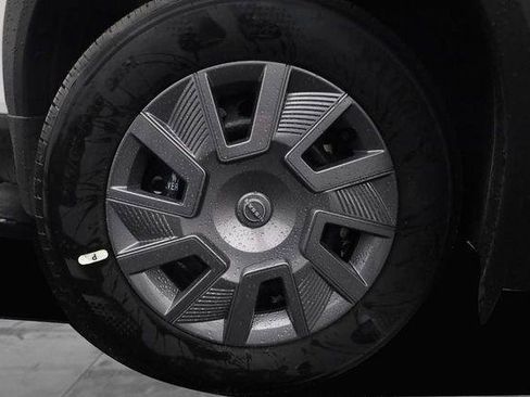 New 2026 Nissan Kicks S FWD image 3