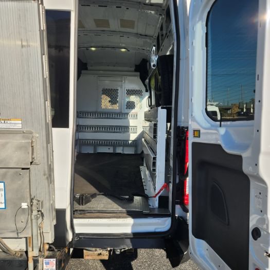 Used 2017 Ford Transit 250 148 High Roof RWD image 15