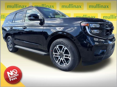 New 2026 Ford Expedition Active image 1