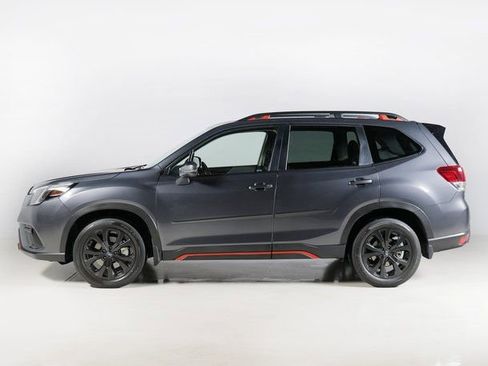 Used 2024 Subaru Forester Sport image 2