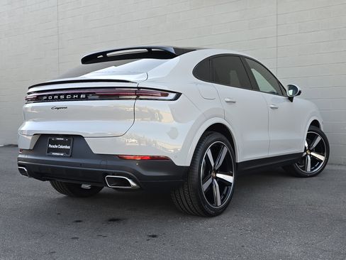 New 2026 Porsche Cayenne image 9
