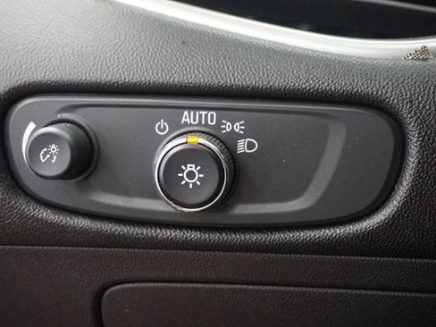 Used 2024 Chevrolet Malibu LT FWD image 19