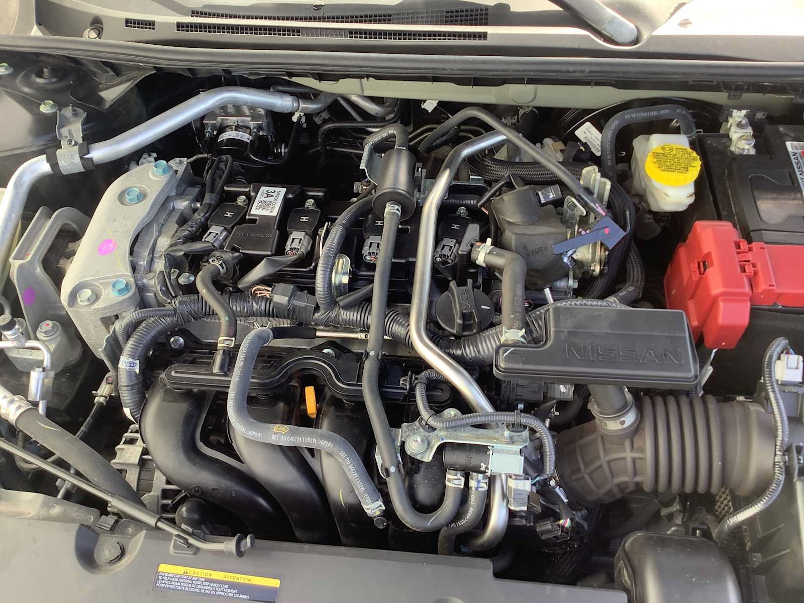 Used 2025 Nissan Sentra SR FWD image 8