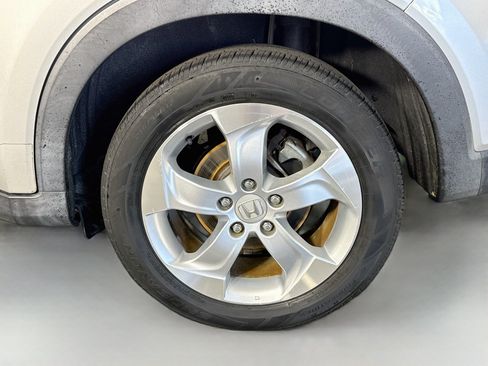 Used 2016 Honda HR-V EX image 37