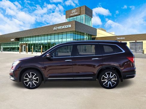 Used 2021 Honda Pilot Touring image 9