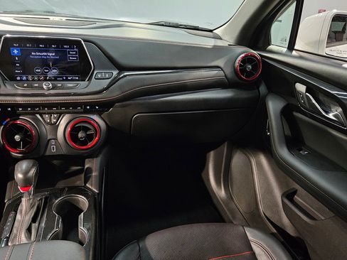 Used 2019 Chevrolet Blazer RS w/ LPO, Sport Package image 11