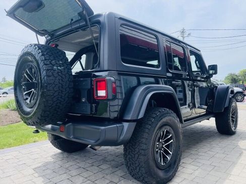 Used 2024 Jeep Wrangler Unlimited Sport AWD/4WD image 5