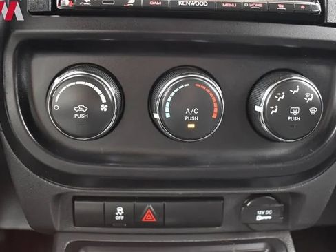 Used 2012 Jeep Compass Sport FWD image 17