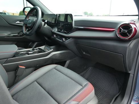 Certified 2025 Chevrolet Equinox RS w/ Safety and Technology Package AWD/4WD image 16