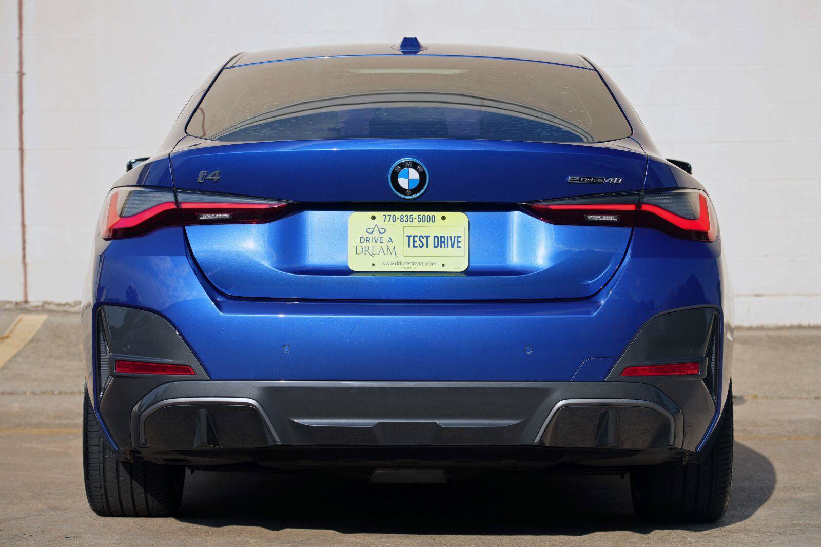 Used 2023 BMW i4 eDrive40 w/ M Sport Package RWD image 11
