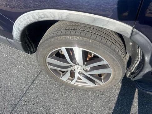 Used 2016 Honda Pilot Touring image 10
