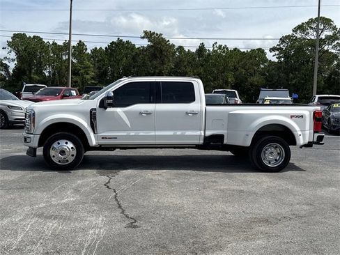 Certified 2023 Ford F450 Platinum w/ FX4 Off-Road Package image 7