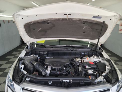 Used 2018 Cadillac XT5 Luxury w/ Driver Awareness Package image 28