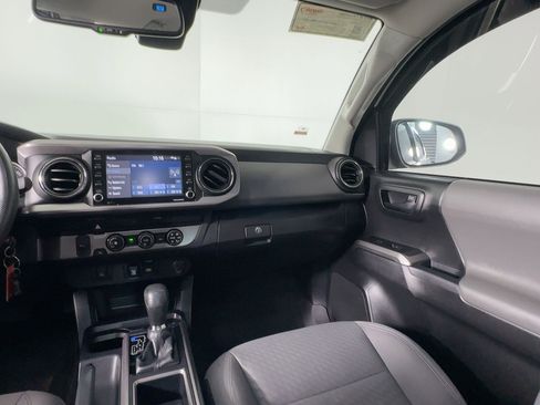 Used 2020 Toyota Tacoma SR5 image 26